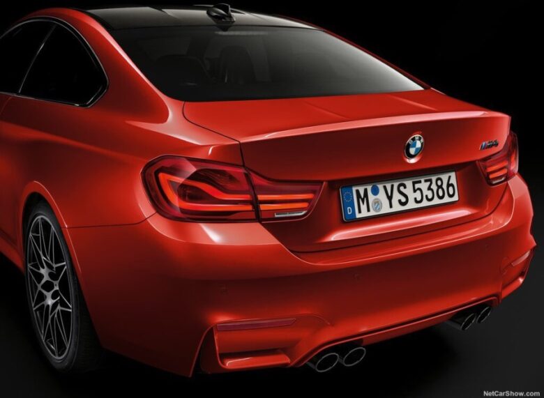 BMW M4(F82)LCIの日本発売は2017年夏or秋？
