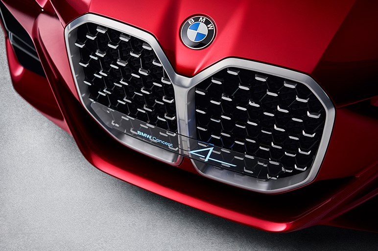 BMW 4シリーズ クーペ コンセプト G22公式発表～噂通りの大型キドニーグリル