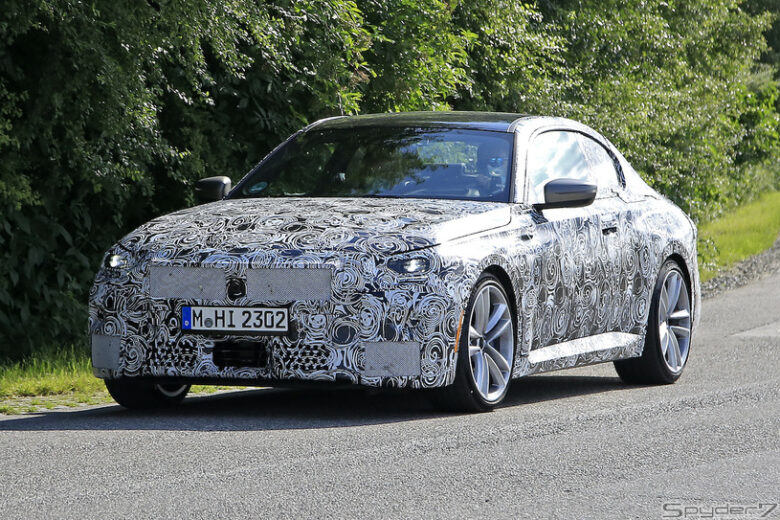 BMW 2シリーズクーペ G42 ニュルブルクリンクでテスト走行動画