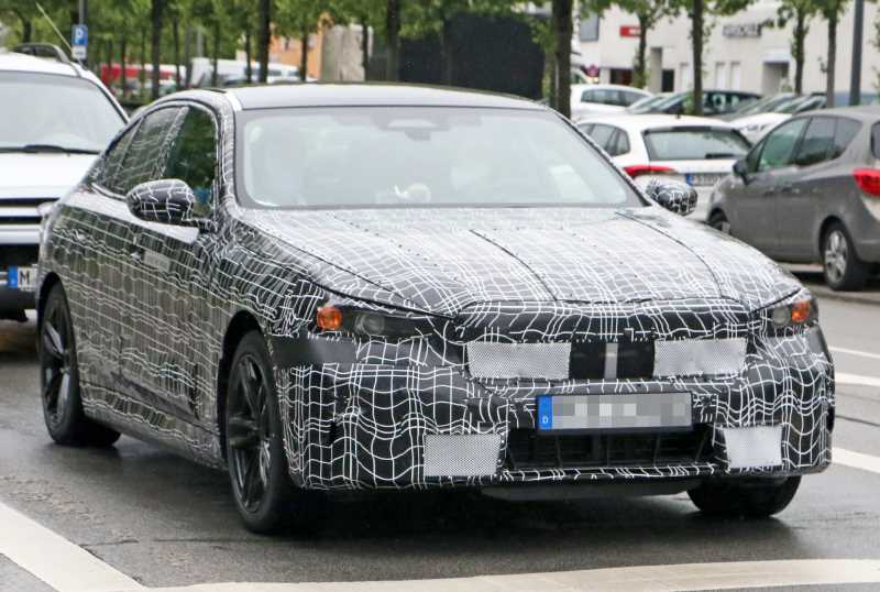 新型BMW 5シリーズ G60のグレード予想～電気自動車i5含む