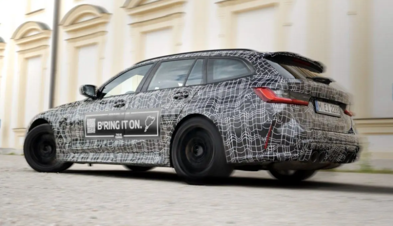 BMWが公式にM3ツーリング G81の写真を公開