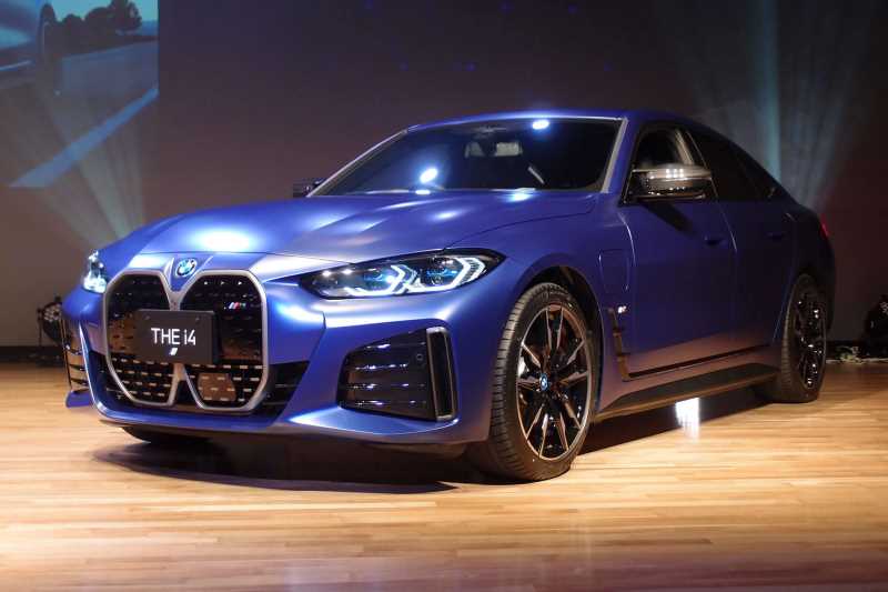 電気自動車BMW i4が日本でも販売開始～価格は750万円から