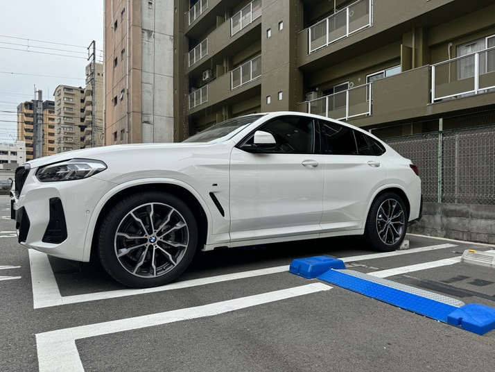 BMW X4 xDrive 20d G02 3Dデザインのダウンサスで車高がどこまで下がったのか？