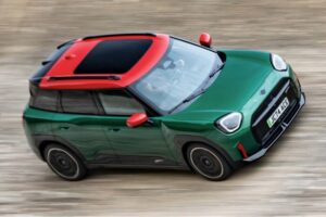 ミニクーパー エースマン JCW J05が電動JCWでベストバイか？