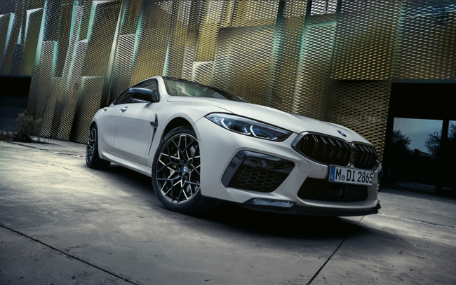 BMW M8 グランクーペの画像