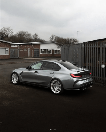 スカイスクレイパーグレーの設定があるBMWを調べる-M3 G80