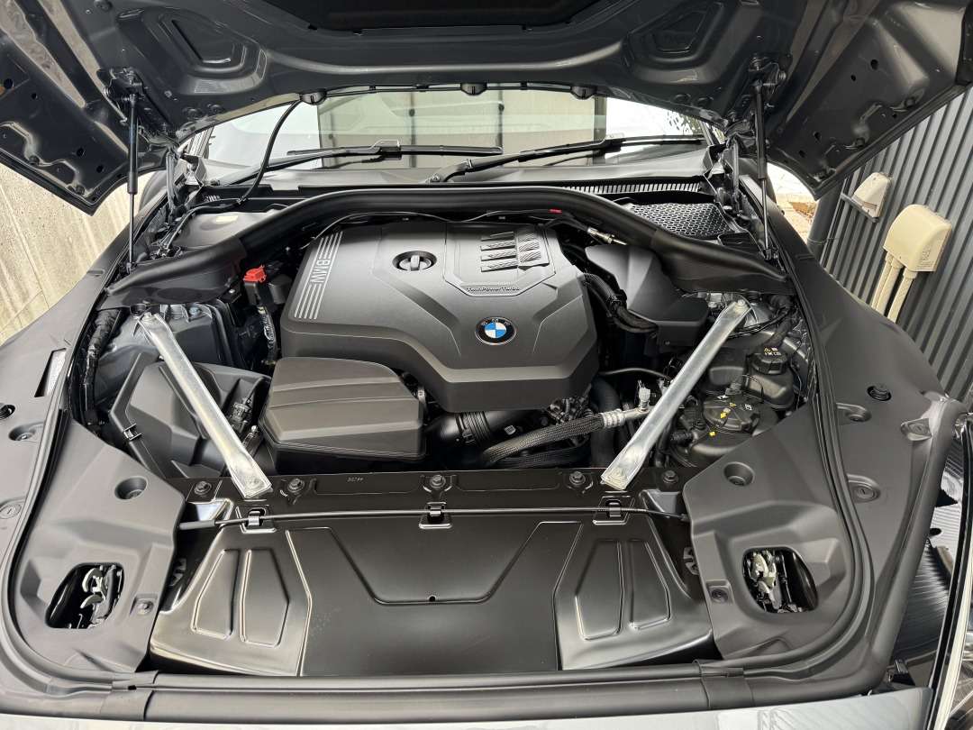 BLITZ製 Z4 G29 トヨタ・スープラ A90対応ストラットタワーバー