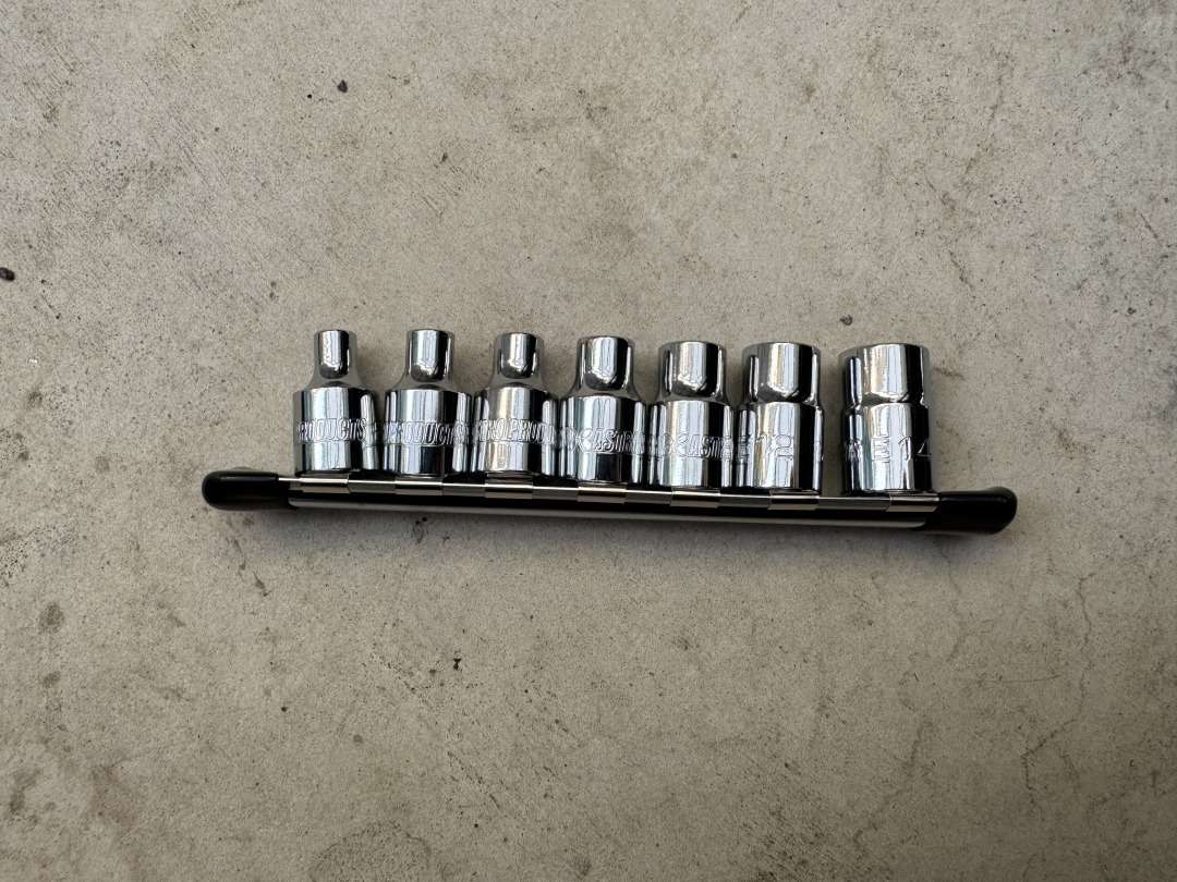 BLITZ製 Z4 G29 トヨタ・スープラ A90対応ストラットタワーバー