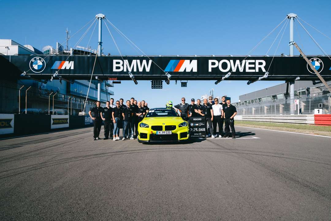 BMW M2 G87 M Performance Track Kit装着車の実力とは