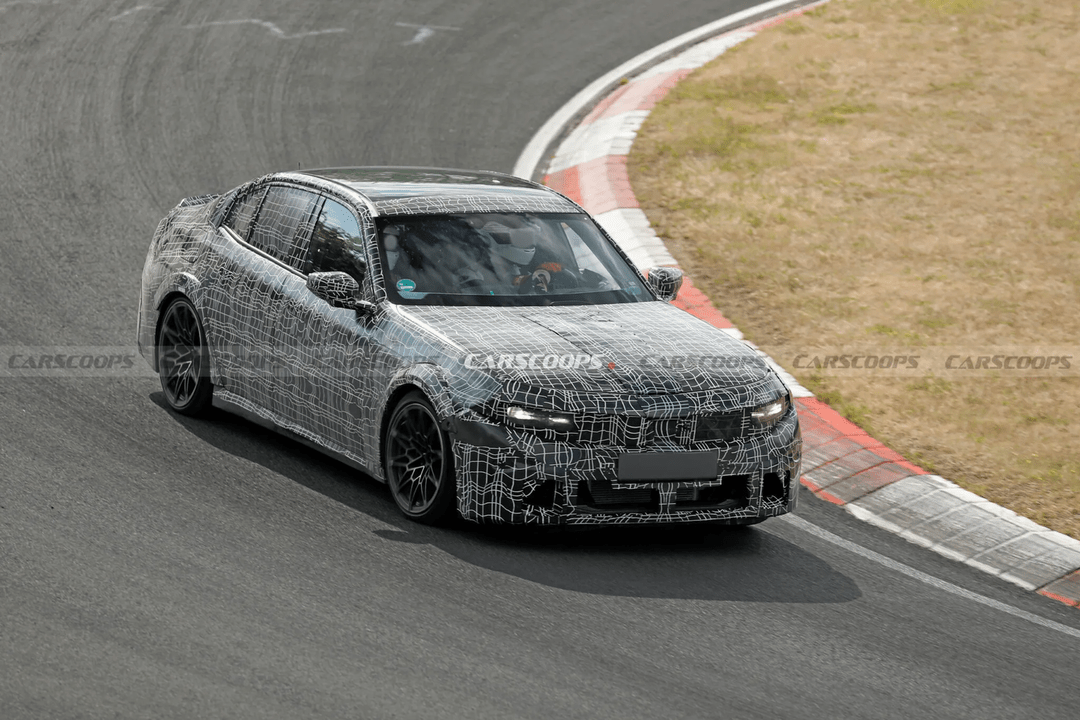 BMW M3 G84がニュルブルクリンクサーキットにてテスト走行