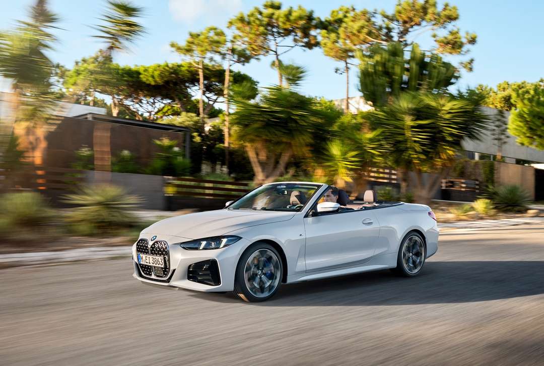 BMW i4カブリオレ NA3が開発されているということはi4クーペ NA2も開発している可能性が高い