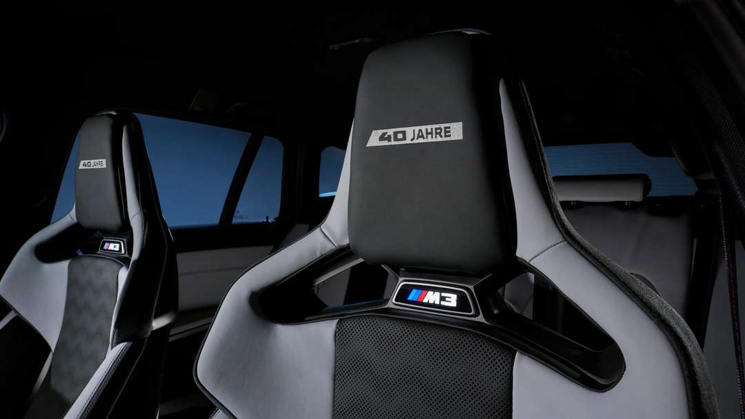 BMW M3 40周年限定版 G80/G81|中国40台の価格・装備