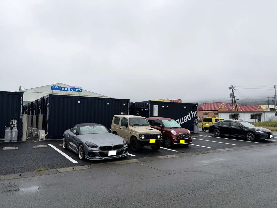 blue quad hotel 諏訪とはヴィラタイプのプライベート空間とリーズナブルな価格を両立した新感覚コンテナホテル