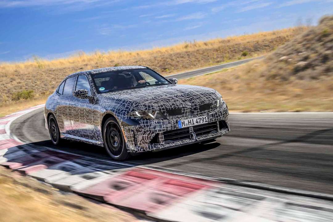 新型BMW M350(G50)スペック判明|443PSと走りの進化